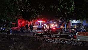 La víctima fue sorprendida por delincuentes mientras caminaba por las calles de Guadalajara