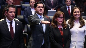 Roberto Velasco Álvarez, nuevo secretario de Relaciones Exteriores, tomó protesta.
