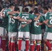 Jugadores de la Selección Mexicana previo a un partido amistoso.
