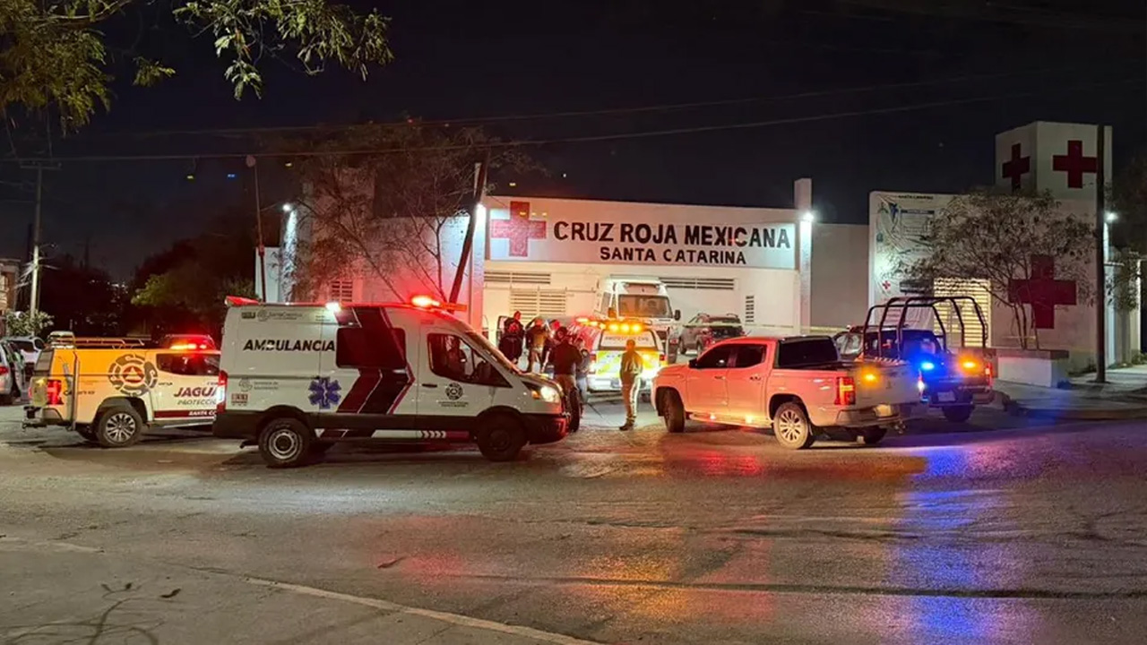 Un adolescente de 14 años murió tras un accidente en motocicleta en García, Nuevo León.