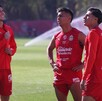 Chivas aseguró el liderato del torneo y ya piensa en la Liguilla.