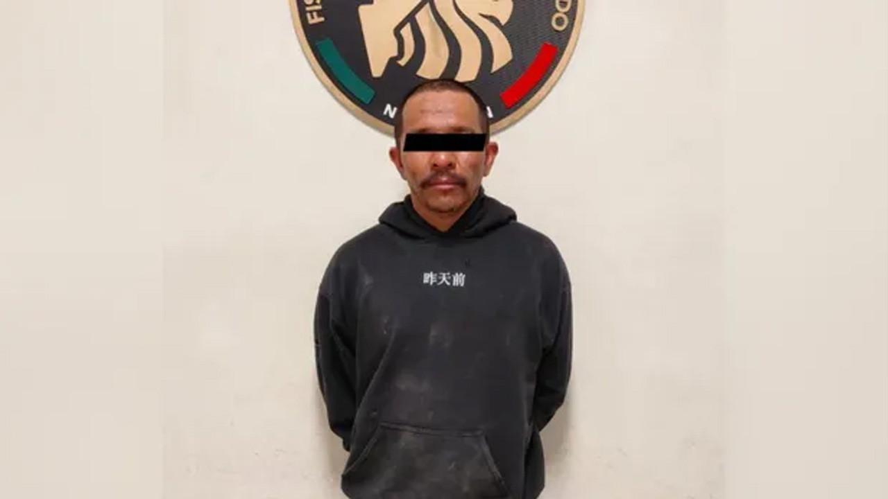 Un hombre fue detenido en Salinas Victoria, Nuevo León, por su presunta participación en robos a negocios.