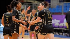 Fuerza Regia Femenil de visita ante Abejas de León en la LNBP 2026.