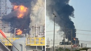 incendio en una bodega de la refinería dos bocas en tabasco