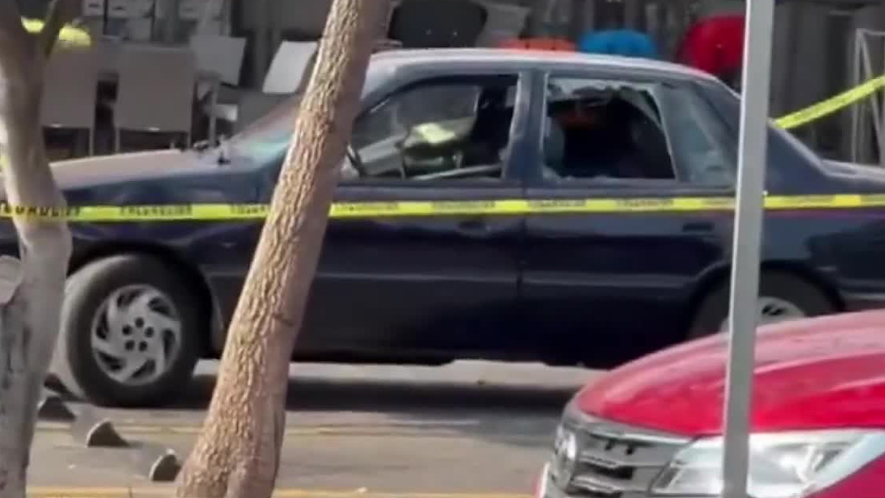 Un hombre resultó herido de bala tras resistirse a un asalto en el estacionamiento de Home Depot, en Cuernavaca.