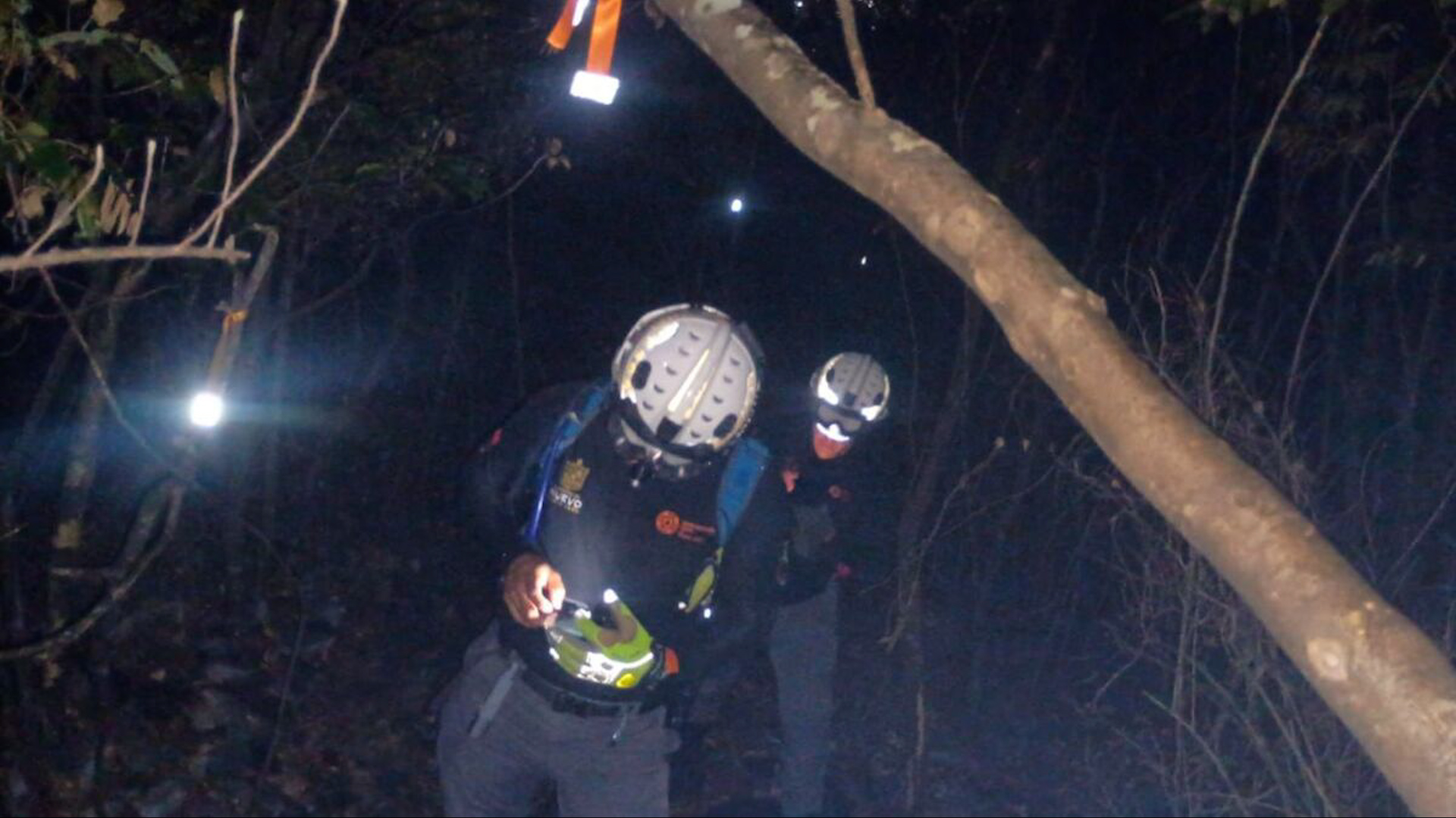 Programa conducido por Pamela Longoria, Víctor González y Sandra González, jueves 09 de abril 2026.