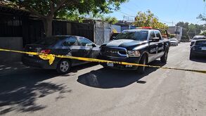 Autoridades de Zapopan aseguraron cerca de 10 balas y una caja de cartuchos útiles calibre AR-15 abandonados en una cochera y la vía pública en la colonia Franc