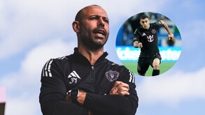 Javier Mascherano con la camisa del Inter de Miami, equipo en donde dirige a Germán Berterame.