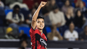 El jugador Gilberto Mora regresó a la actividad con Xolos de Tijuana luego de un periodo prolongado sin jugar, marcando su reaparición en la Liga MX.