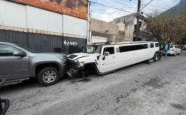 Los menores que viajaban en la limusina descendieron por su propio pie y no presentaron lesiones