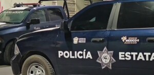 Patrullas acordonando la zona donde murió un policía en Tenango del Valle, Estado de México.
