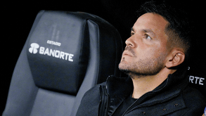 América y Cruz Azul no lograron romper el empate en su enfrentamiento en el Estadio Banorte, repartiéndose puntos en un duelo cerrado de Liga MX.