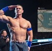 John Cena haciendo su pose durante una lucha en WWE.