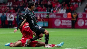 Jugada del penal polémico a favor de San Luis.