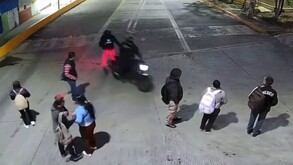 Asaltan a usuarios del transporte público en Ecatepec.