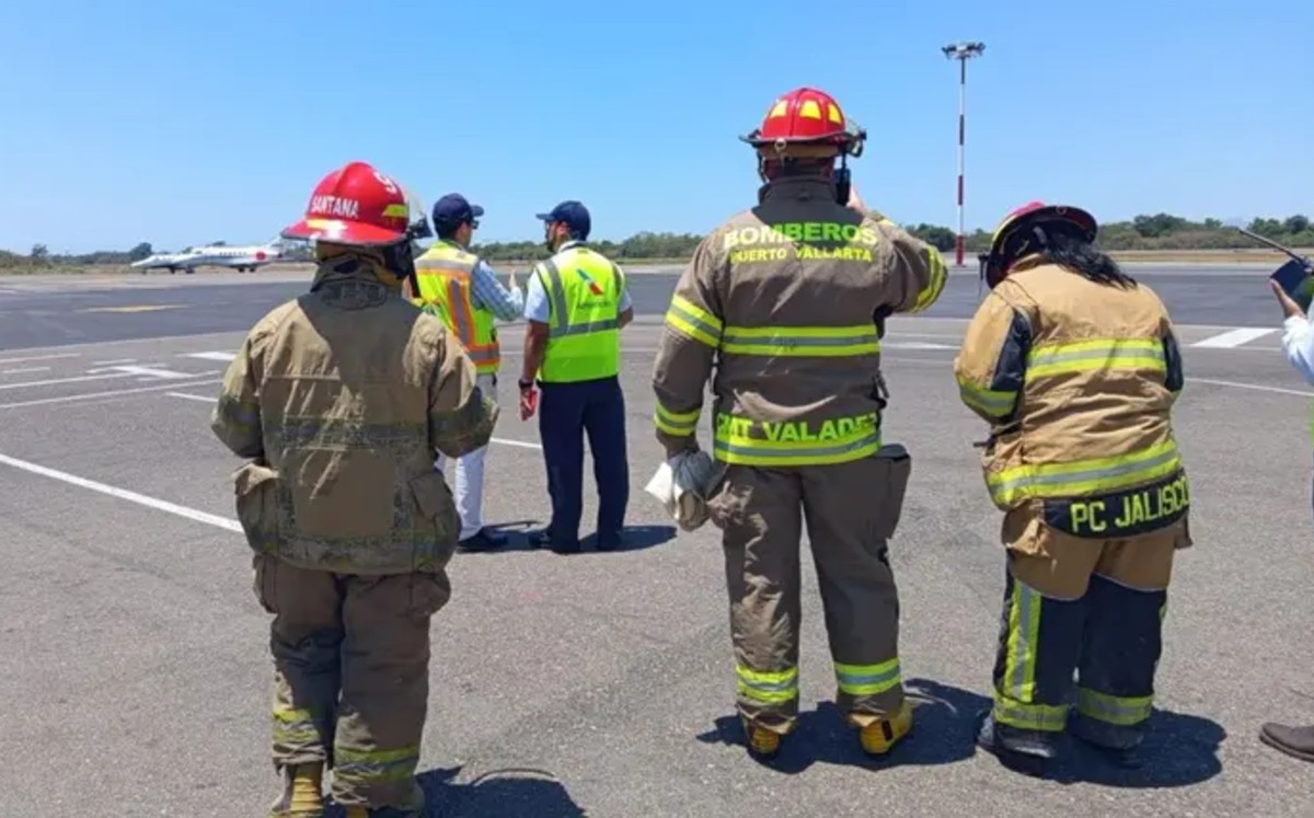 Elementos de protección civil Jalisco
