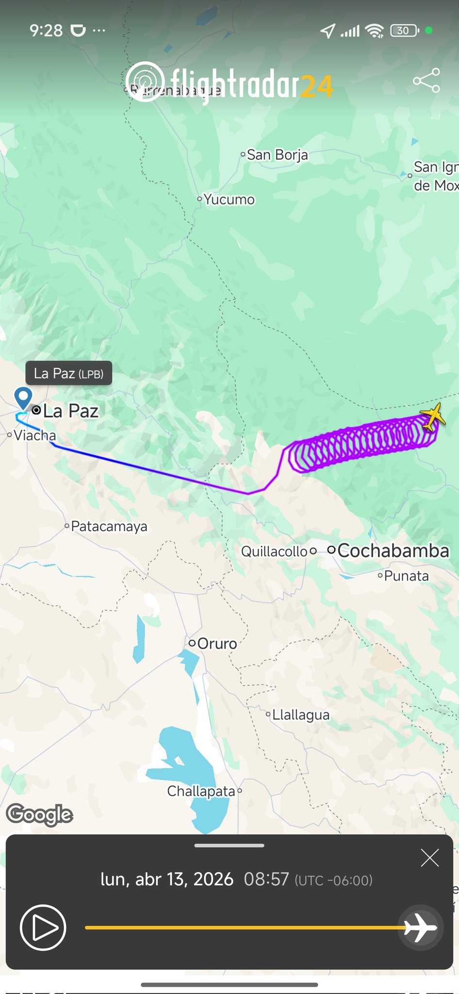 Imagen de la ruta que siguió un avión boliviano después de perder contacto con la torre de comunicación y caer.