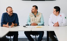 Gerardo Quirino y otras personalidades