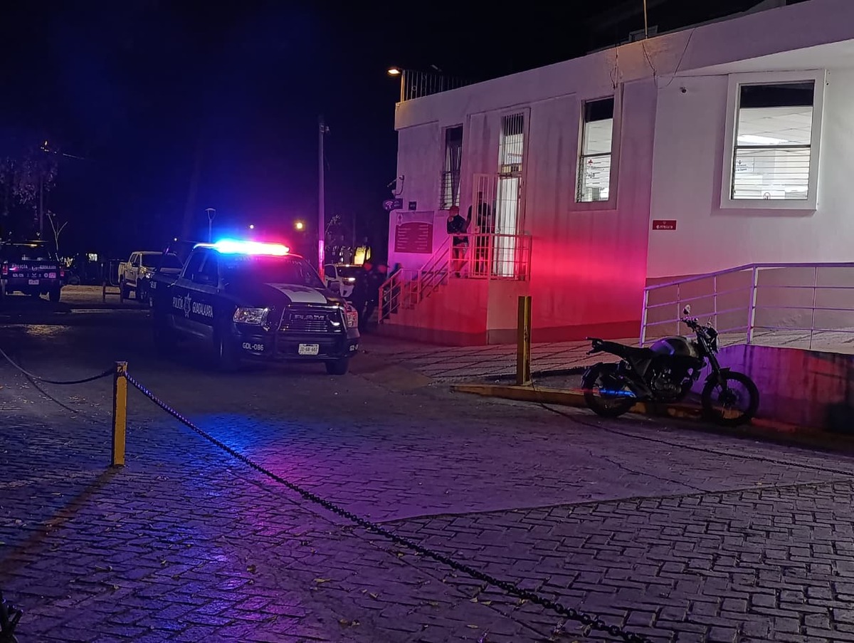 Joven autista muere tras ser detenido por policías de Guadalajara; presentaba severos golpes en el cuerpo y quemaduras.