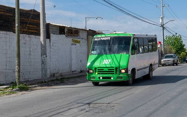 Autoridades retiran unidades fuera de modelo en Ramos Arizpe y analizan nueva inversión para mejorar rutas.