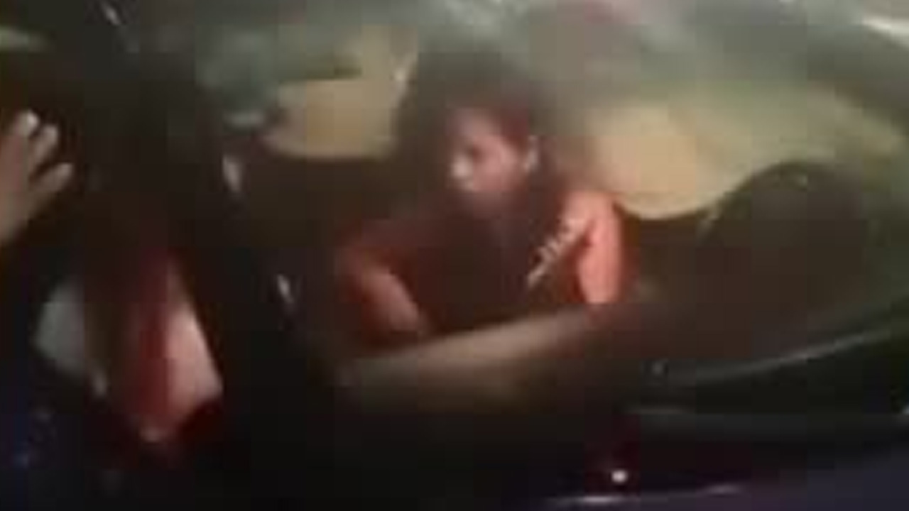 Un repartidor de 25 años murió tras ser arrollado y arrastrado por una conductora en el bulevar López Mateos, en Celaya.