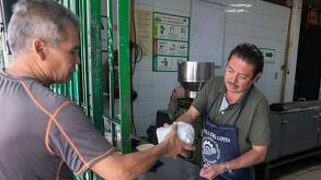 De acuerdo con el Gobierno de México, no se ha registrado un incremento en los costos del maíz en grano ni en la harina.