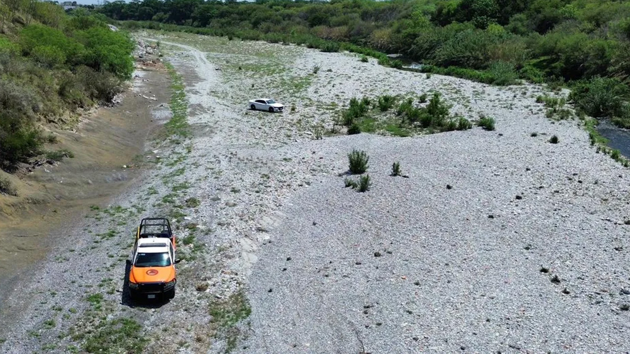 El cuerpo de un hombre fue localizado sin vida en el río Santa Catarina, en Guadalupe.