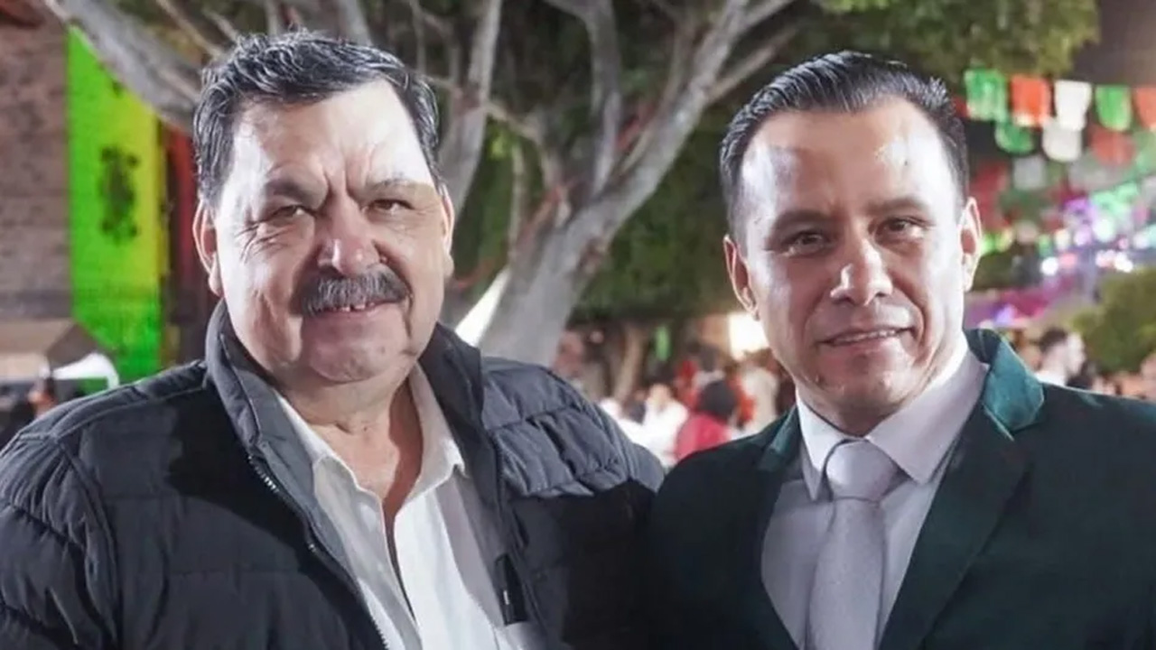 Autoridades federales y del Edomex rescataron con vida al alcalde de Taxco, Juan Andrés Vega, y a su padre, tras un operativo con más de 500 elementos.
