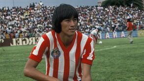 Jaime Pajarito anotó 27 goles en una misma temporada con Chivas.