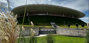 Entrega de certificaciones en el Estadio Akron por parte de Global Standards.