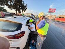 Choque por alcance en Saltillo tras pérdida de visibilidad por encharcamiento; autoridades atendieron el percance.