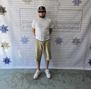 Detienen a un hombre en Saltillo por presuntos robos con arma blanca en una gasolinera y un motel; así ocurrieron los hechos.