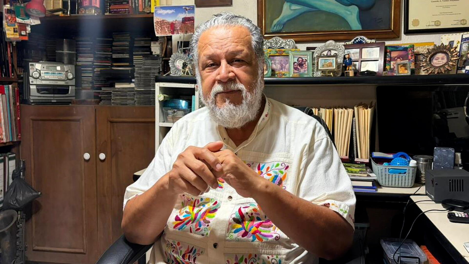 Gerardo Valdez comparte su trayectoria y su visión sobre el teatro en Nuevo León hoy 2026. Una vida dedicada a la actuación y dirección en Monterrey.