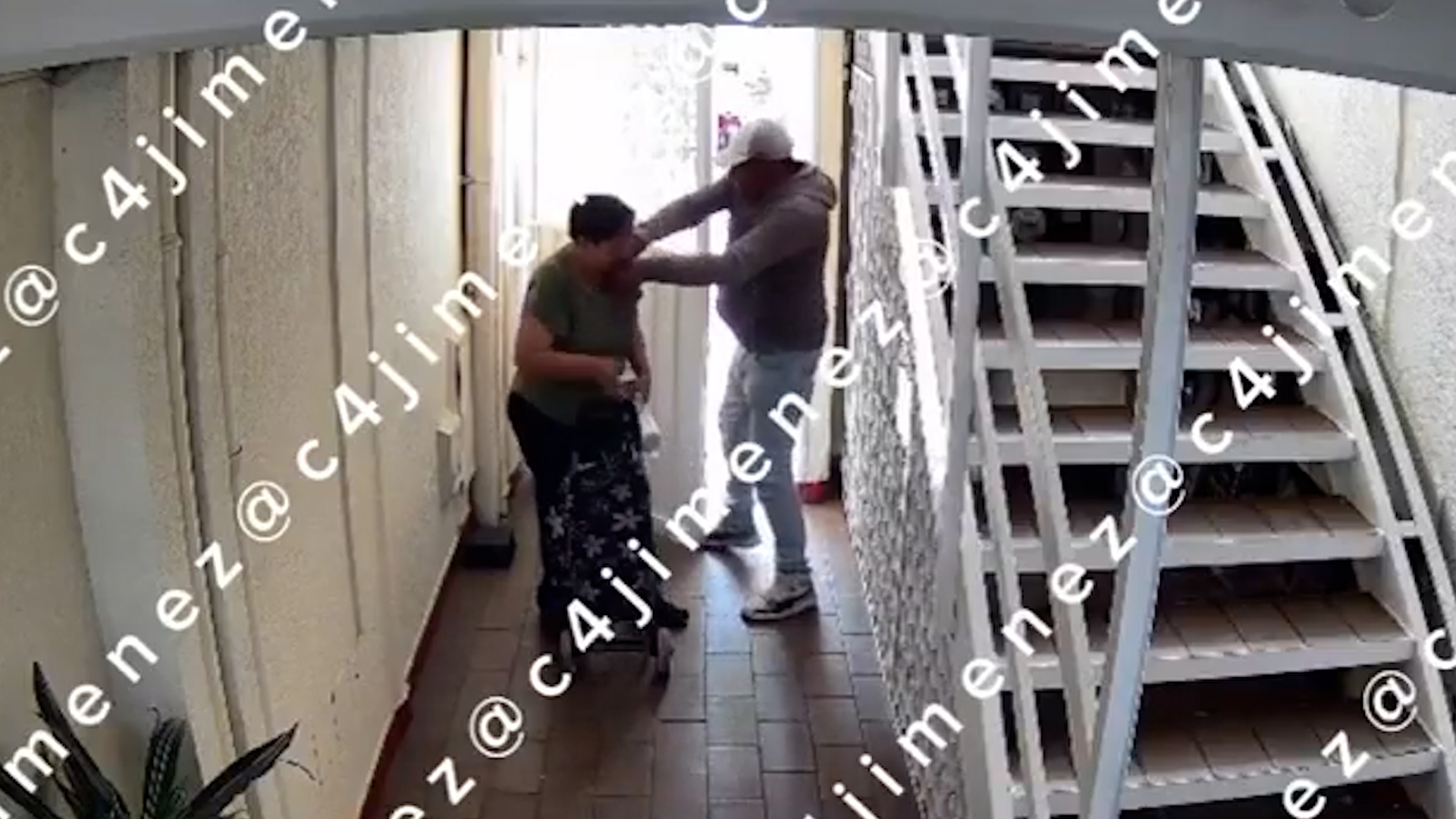 Programa conducido por Carlos Jiménez, martes 14 de abril 2026.