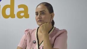 Un hombre de 32 años murió bajo custodia policial en Guadalajara. Su familia denuncia lesiones graves y la regidora Mariana Fernández exige transparencia en el