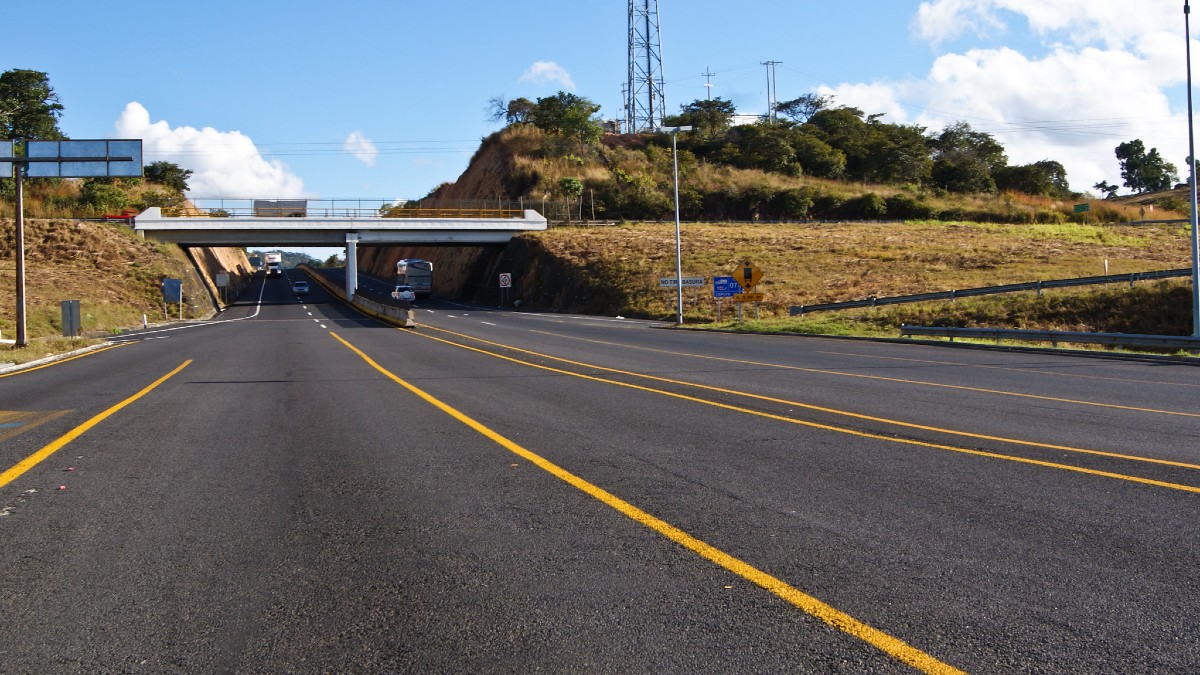 ¿Planeas viajar por Jalisco? Consulta los nuevos costos de las casetas hacia Puerto Vallarta, Tepic y San Luis Potosí vigentes para 2026. ¡Evita sorpresas!