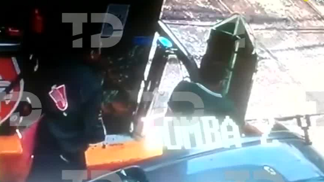 Un despachador en Tlalpan denunció un fraude en el que clientes intercambian terminales de pago para desviar el dinero a cuentas externas.