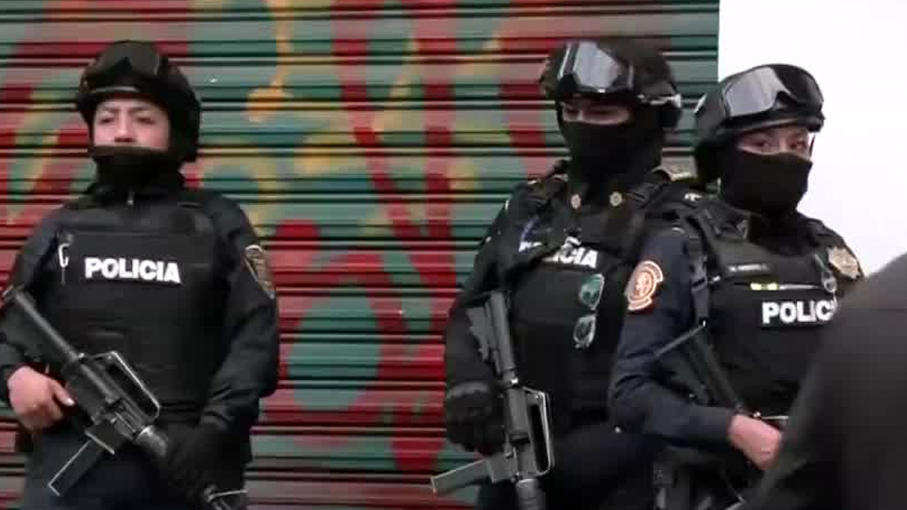 Una movilización policiaca se registró en la colonia Anáhuac, alcaldía Miguel Hidalgo, tras reportes de disparos.