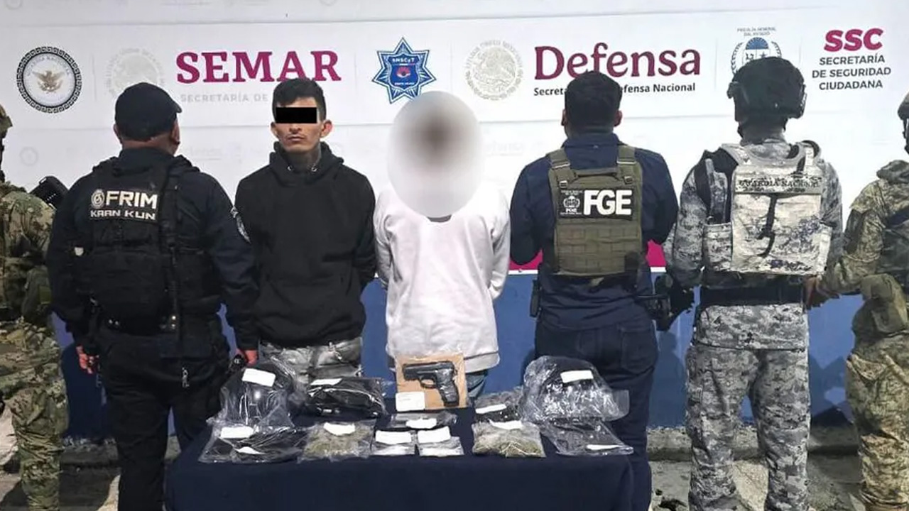 Dos personas, entre ellas un menor, fueron detenidas por su presunta participación en un asalto violento contra turistas en Cancún.