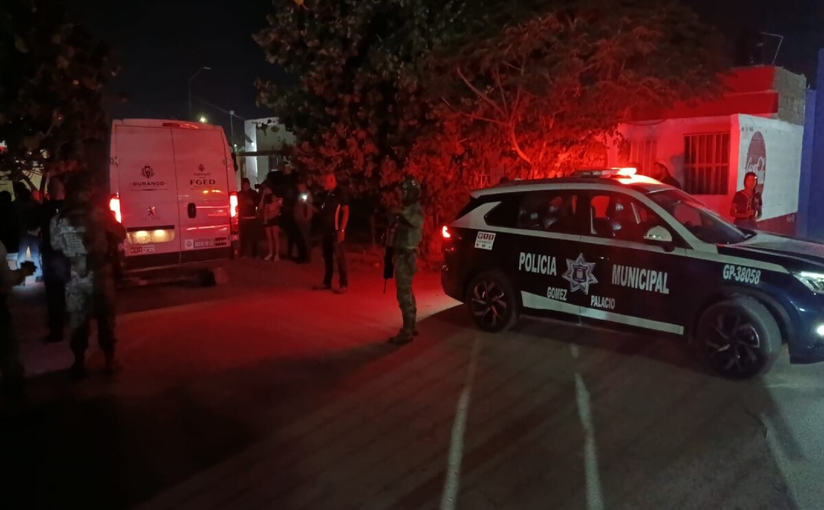 Cuerpos de Policía Municipal atendiendo caso en Gómez Palacio.
