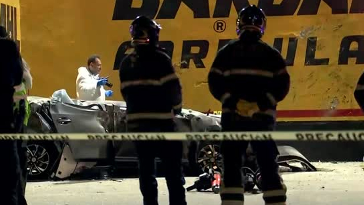 Un conductor murió tras un aparatoso accidente sobre Circuito Interior, luego de perder el control, volcar y chocar contra un muro.