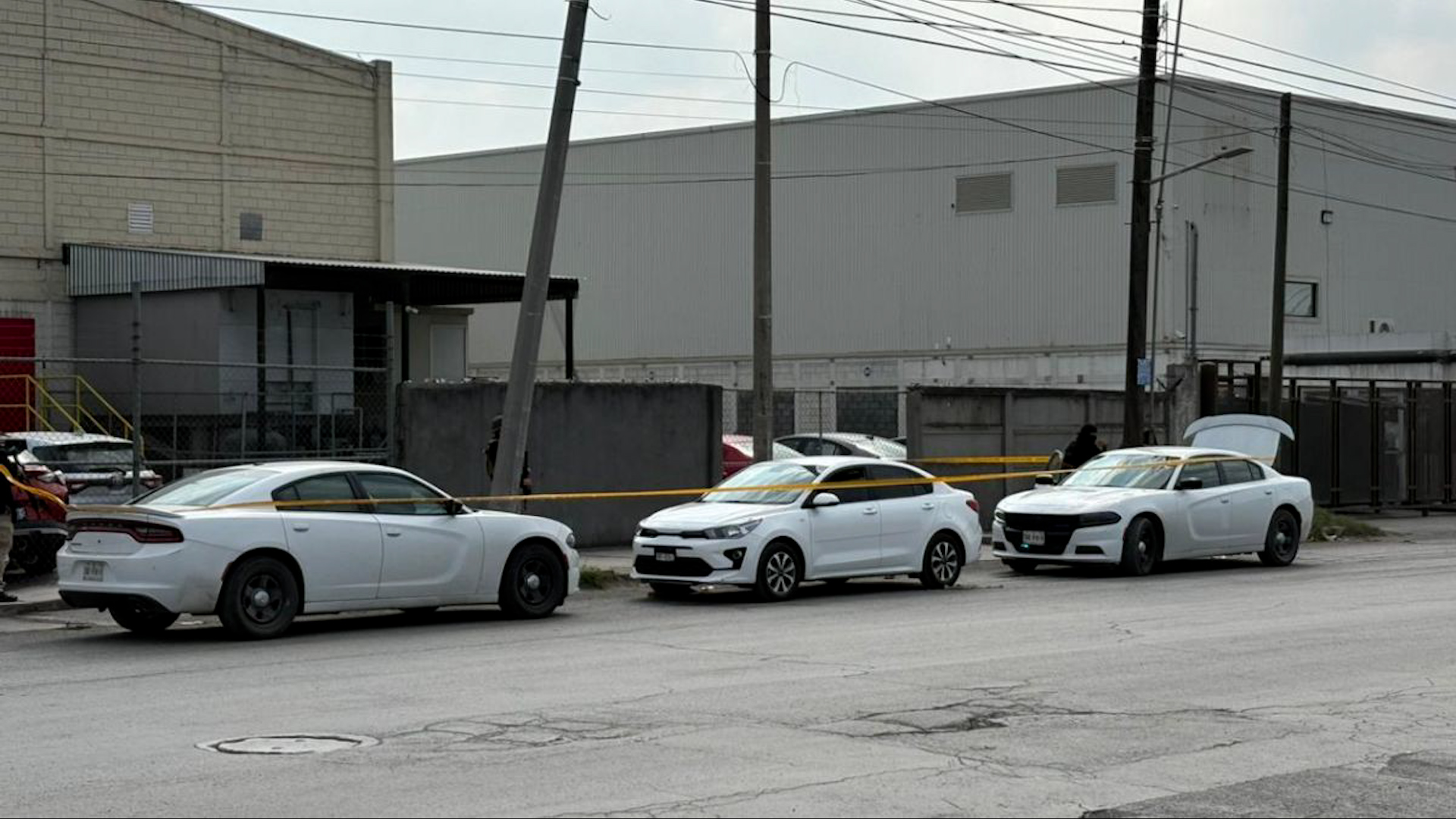 Programa conducido por Yari Martínez y Sandra Sandoval, jueves 16 de abril 2026.