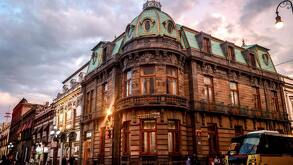 Puebla celebra su aniversario este 16 de abril. Recorre su Centro Histórico, admira su arquitectura y descubre por qué es una de las ciudades más bellas.