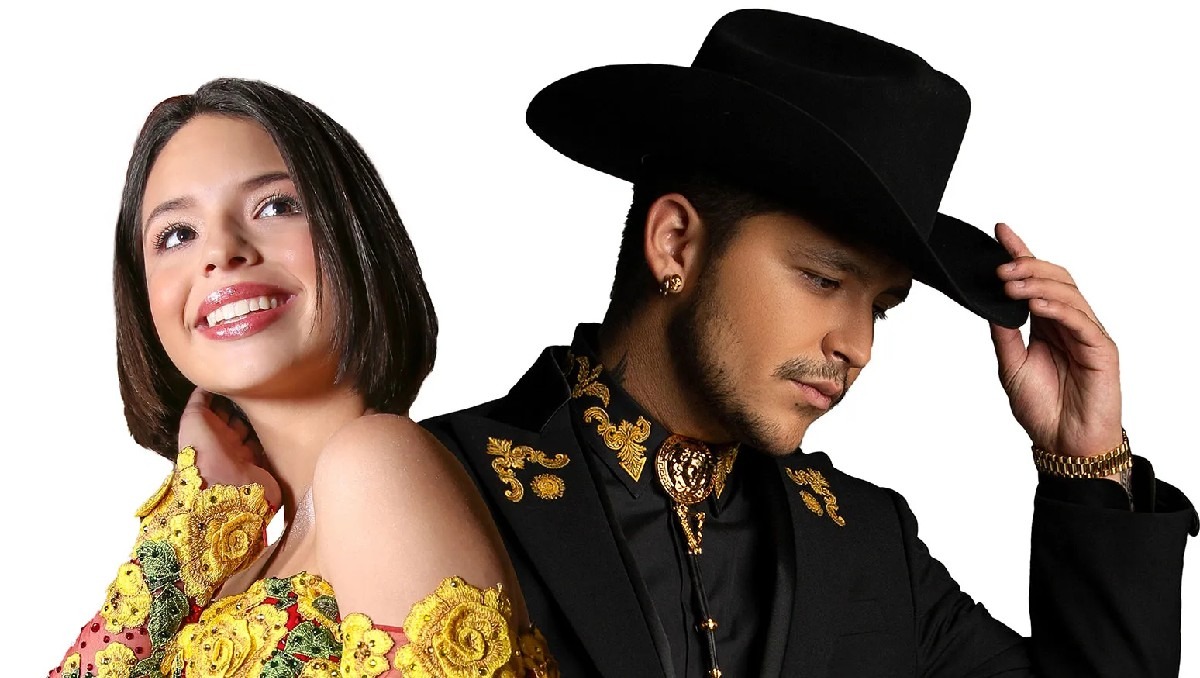 Gustavo Adolfo Infante les aconsejó a Christian Nodal y Ángela Aguilar alejarse como pareja de sus padres para que puedan crecer como matrimonio.