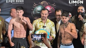 Juan Manuel Márquez con dos boxeadores.