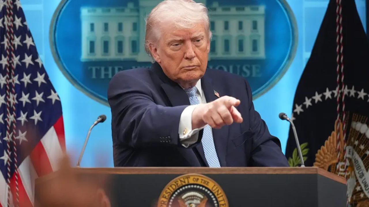 Donald Trump anunció un alto al fuego de 10 días entre Israel y Líbano tras conversaciones con sus líderes.