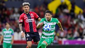 Atlas y Santos disputan su último 