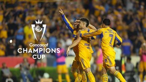 Juan Brunetta celebrando un gol con Tigres.