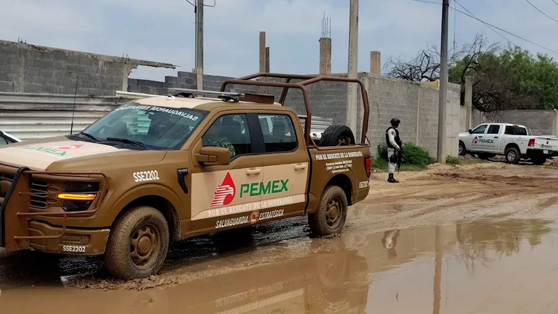 Programa conducido por Pamela Longoria, Víctor González y Sandra González, viernes 17 de abril 2026.