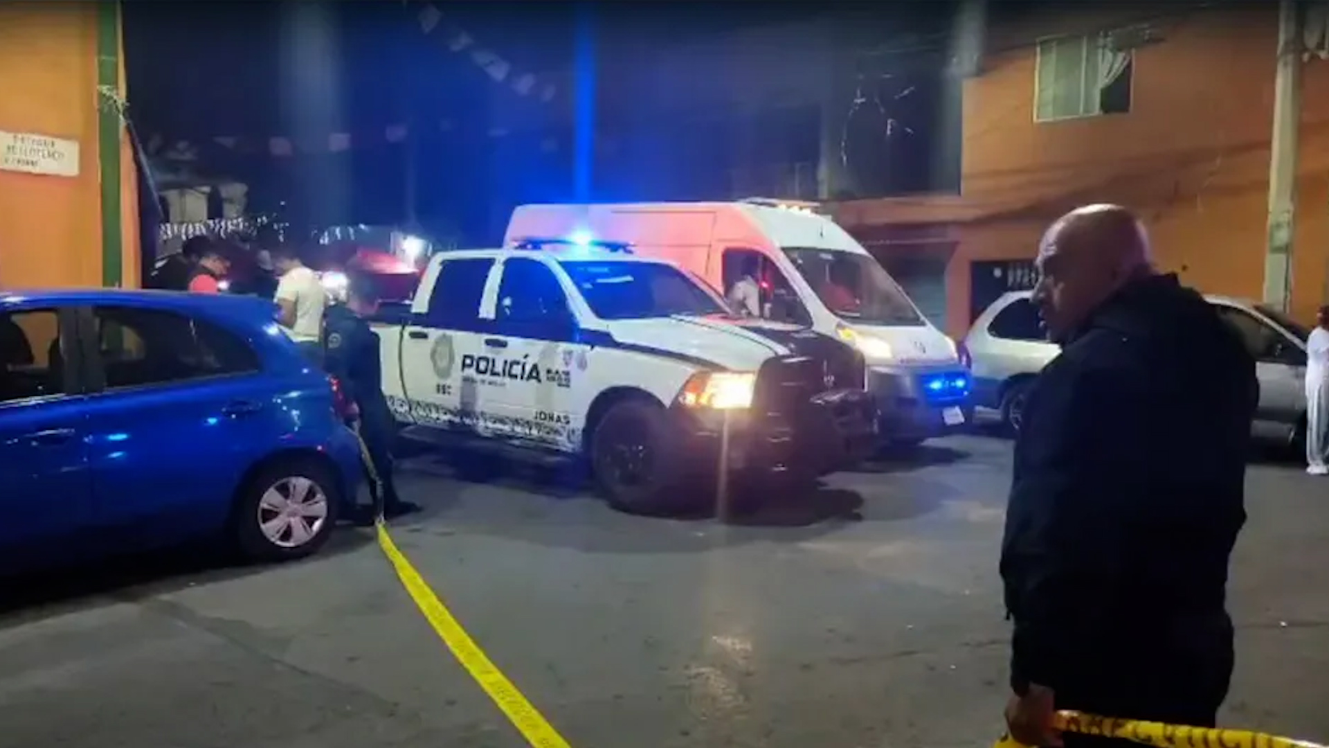 Programa conducido por Isa Ross y Rubén Carreón, sábado 18 de abril de 2026.